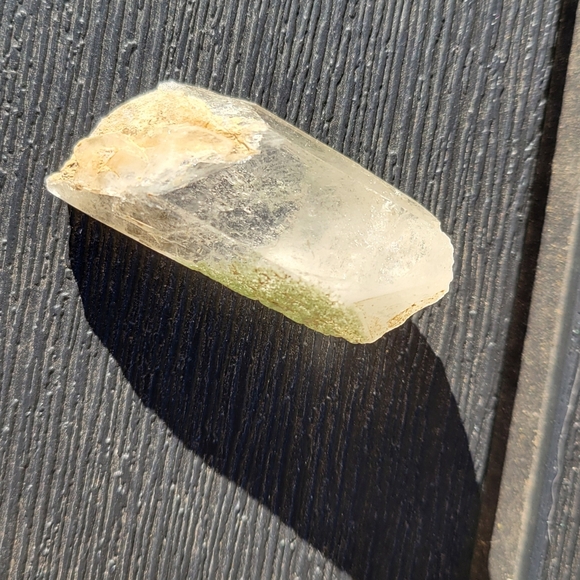 Chlorite Quartz - Picture 2 of 9